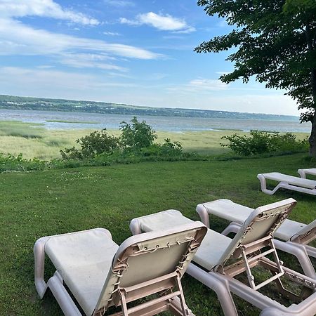 Motel Deblois Sainte-Anne-de-Beaupré Eksteriør billede