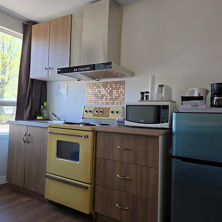 Motel Deblois Sainte-Anne-de-Beaupré Eksteriør billede
