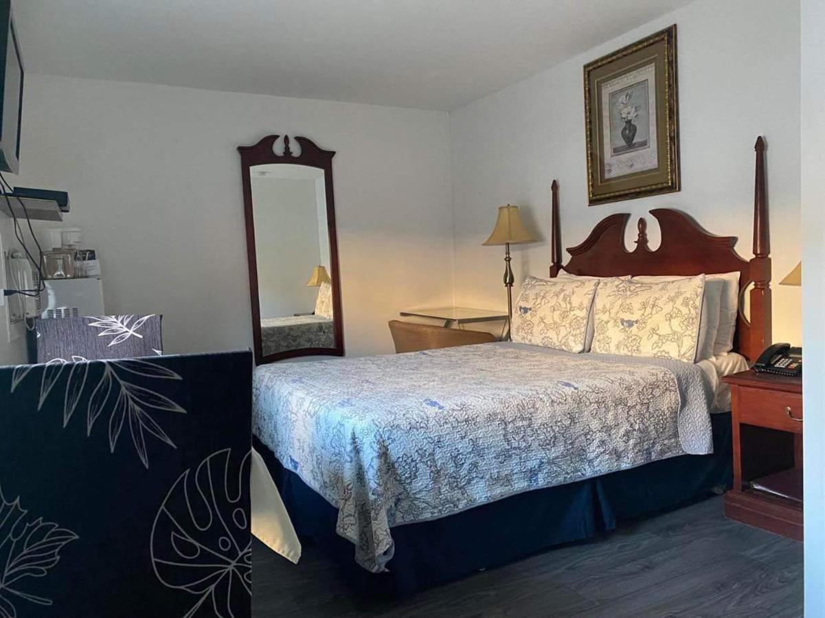 Motel Deblois Sainte-Anne-de-Beaupré Eksteriør billede