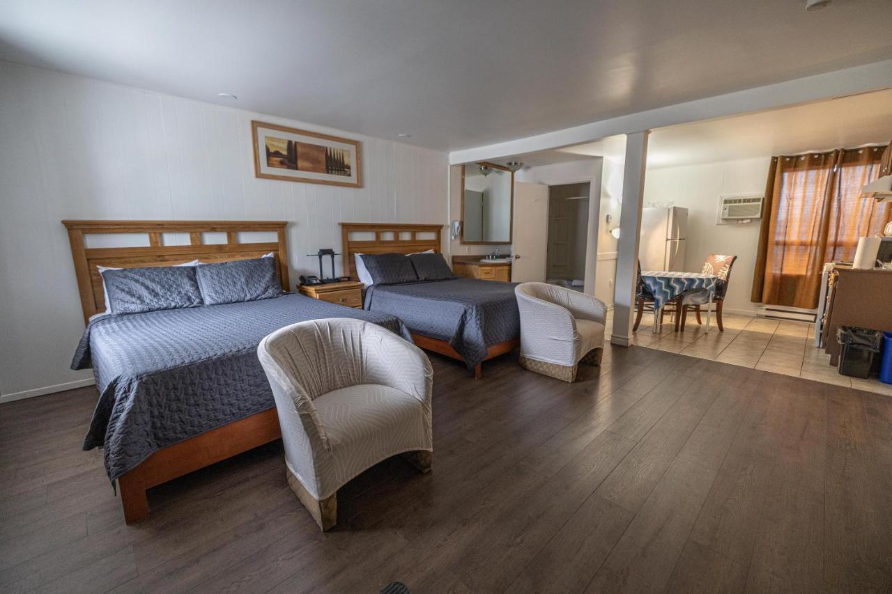 Motel Deblois Sainte-Anne-de-Beaupré Eksteriør billede