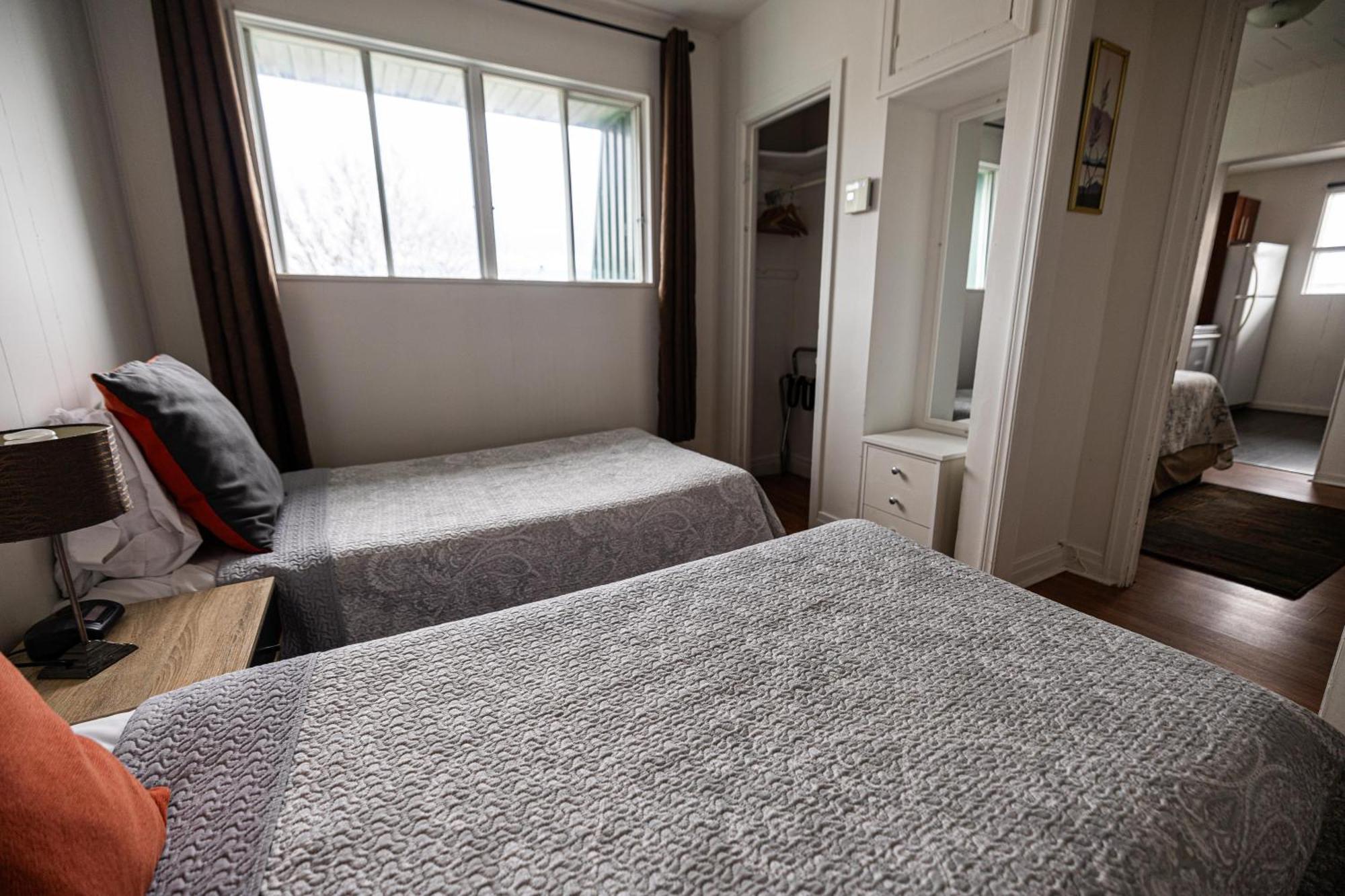 Motel Deblois Sainte-Anne-de-Beaupré Eksteriør billede