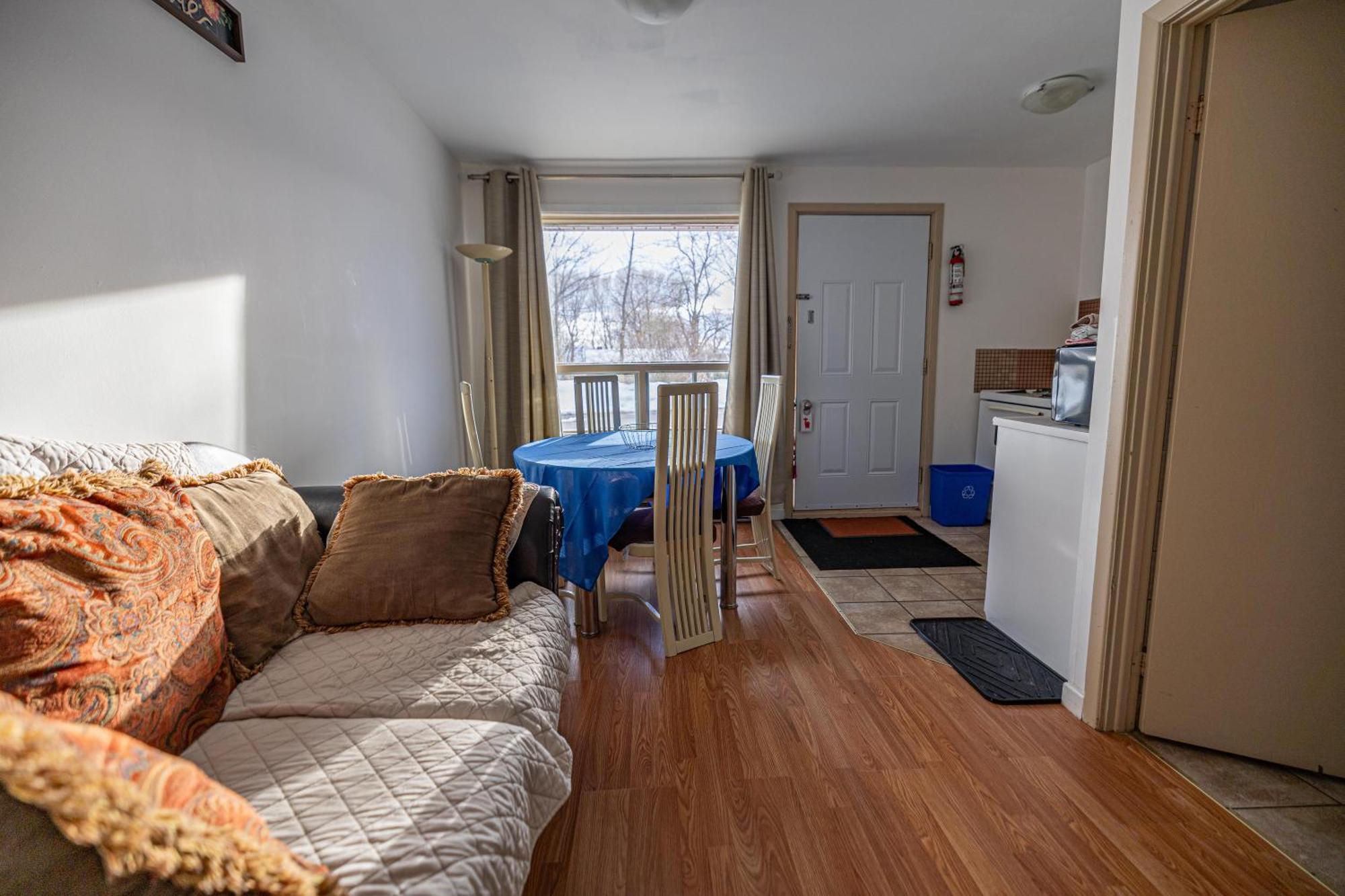 Motel Deblois Sainte-Anne-de-Beaupré Eksteriør billede