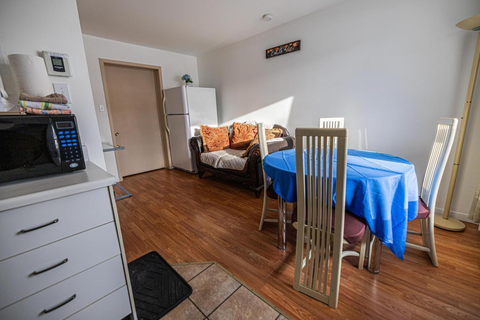 Motel Deblois Sainte-Anne-de-Beaupré Eksteriør billede