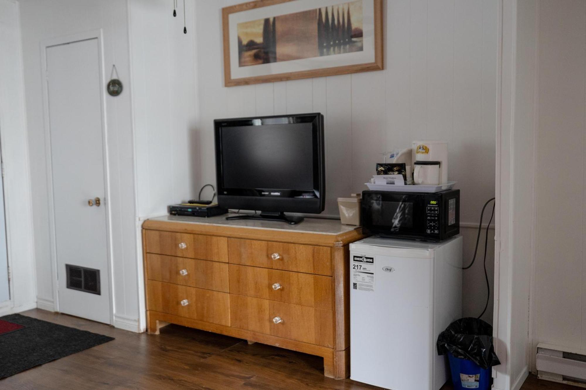 Motel Deblois Sainte-Anne-de-Beaupré Eksteriør billede